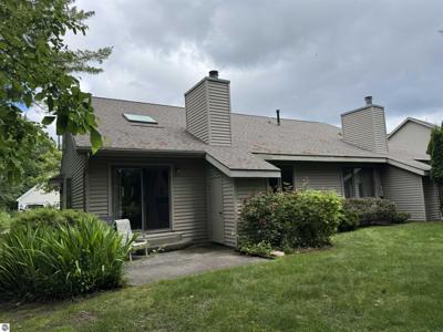723 N Apple Tree Drive