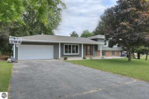 5844 London Drive