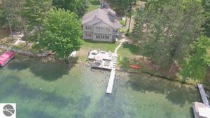 10481 NE Twin Lake Road