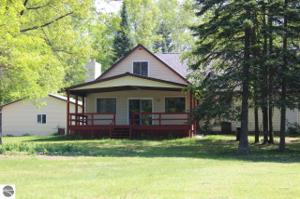 6351 Evergreen Trail
