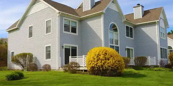 749 N Deer Path Trail