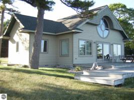 614 N Huron