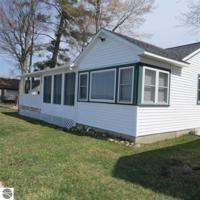 907 E Lake Mitchell Drive