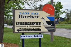 5517 N US-31 N
