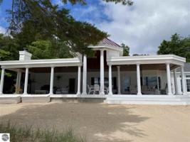 471 Crystal Drive