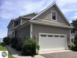 300 Birchwood Avenue