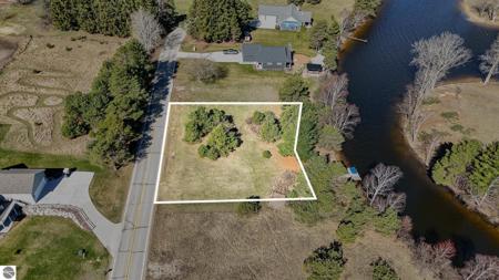 1208 Clubhouse Drive