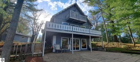 6341 Eagles Nest