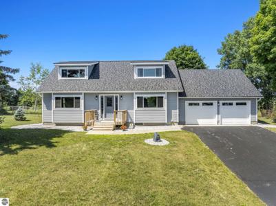 619 N West Silver Lake Road