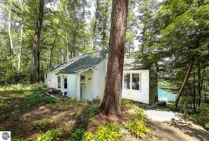 2364 Pinehurst Trail