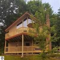 450 Hillcrest