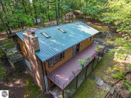 4044 N Spider Lake