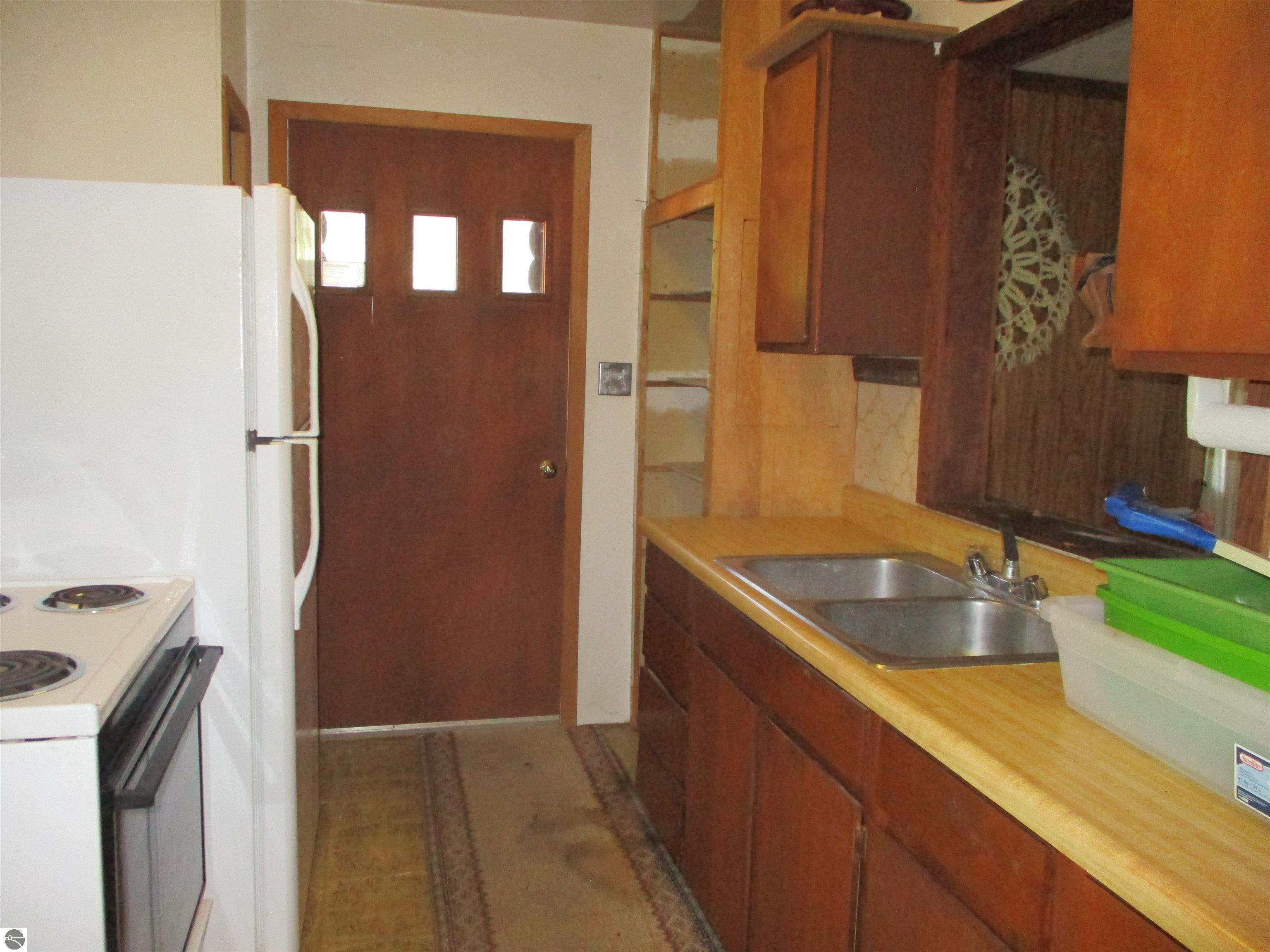 Image 3: Kitchen Area