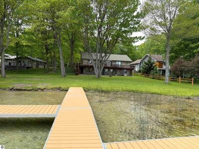 19146 Birch View Trail