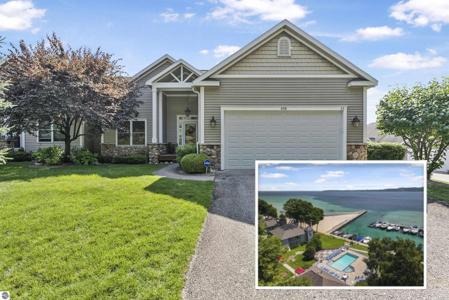 898 N Bay Cliff Drive