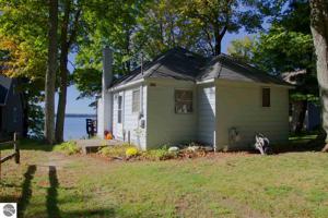4600 Laura Lane