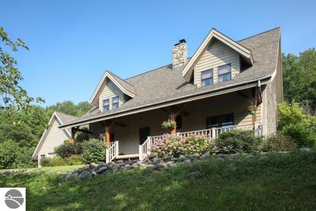 12142 Peninsula Drive