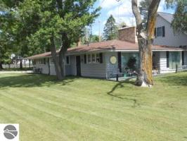 1121 N Bay Drive