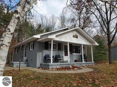 6114 Indian Lake Drive