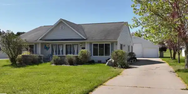 1239 Clubhouse Drive
