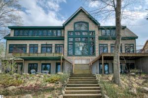 4105 Bay Valley Drive