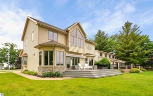 210 Peninsula Drive