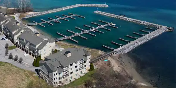 704 N Dockside Circle