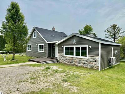 7160 W Cherry Avenue