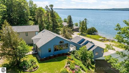 3142 Crystal Drive