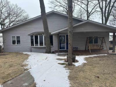 1024 Huron