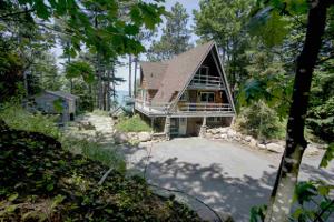 2354 Birchview Drive