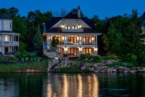 1271 Shores Drive