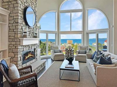 3684 Cliffs Drive Unit 104