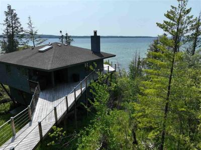 03096 Springwater Beach Road