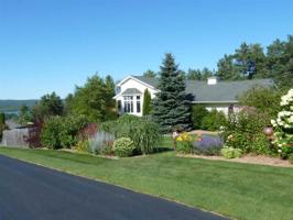 1388 Bay View Heights