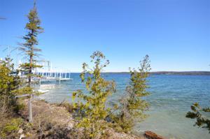 00 Pine Lake