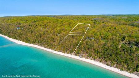 1790* S Lake Shore Drive