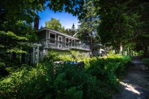 1272 Fern Avenue