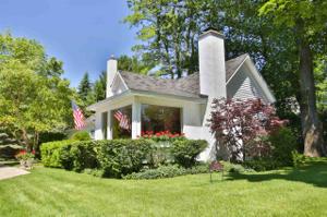 493 Short Street