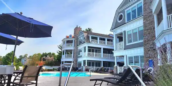 5707 S Lake Street Unit 13F