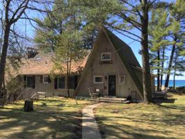 8225 Sturgeon Bay Drive