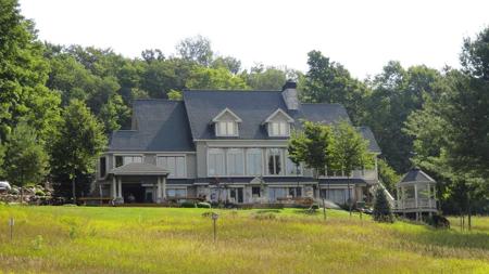 1022 Ridgeline Drive