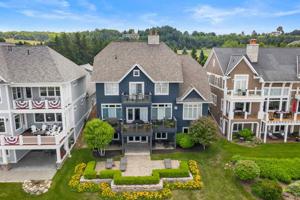 872 Bluffs Court
