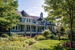 5604 Coastal Woods Court