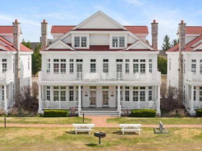 623 Lakeside Court Unit 23