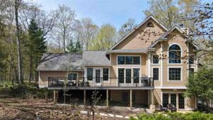 8420 Bear Cove Ln