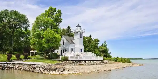 27300 S Round Island