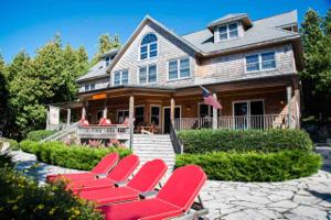 3821 Cedar Point Lane