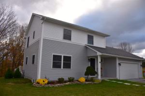 201 Lakewood Court