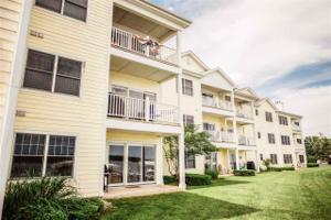 420 N Lake Street Unit 4